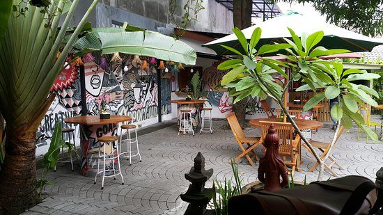VOC Resto & Cafe